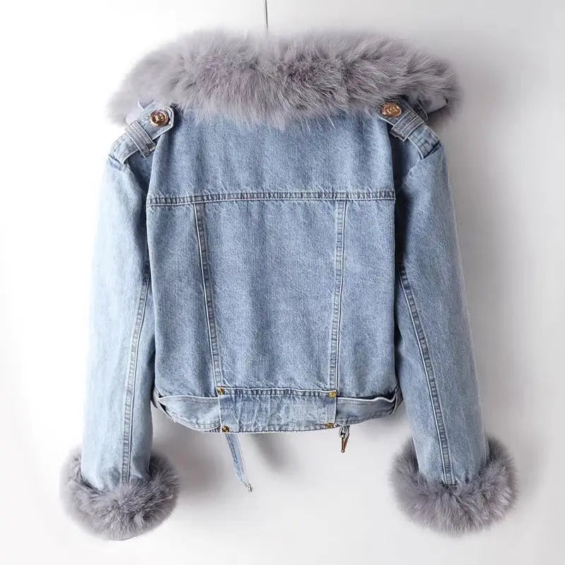 Jeansjacka med päls för vintern